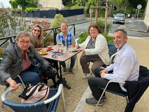Café des signes à Périgueux