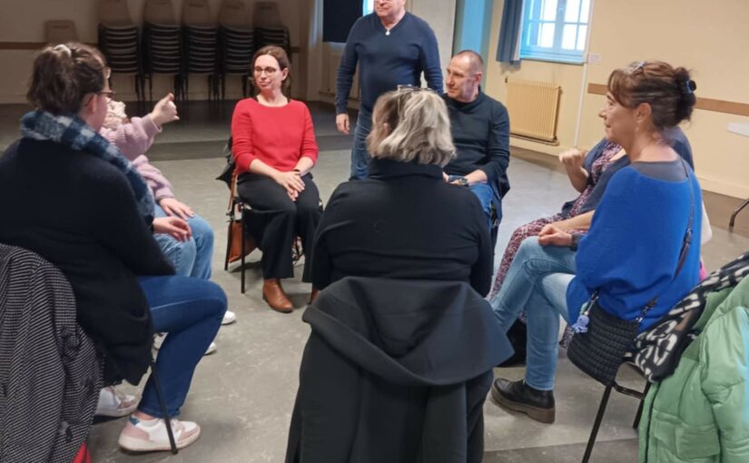 Séance d’initiation LSF au personnel municipale de BERGERAC