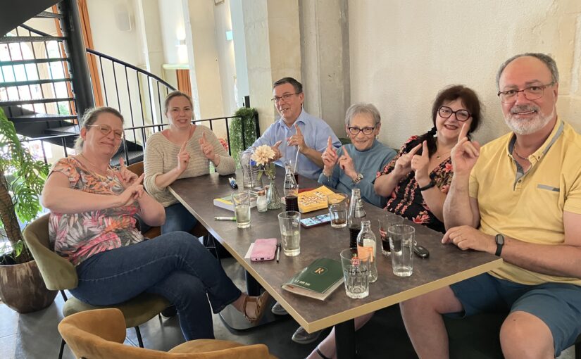 4ème café des signes à Bergerac